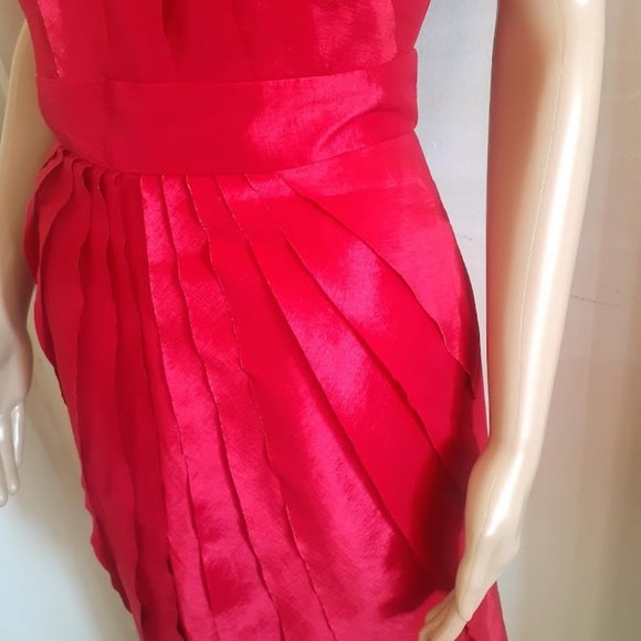 MAXANDCLEO  RED APPLE STRAPLESS PLEATED RUCHED SHORT PROM DRESS SIZE 10 - Picture 5 of 9